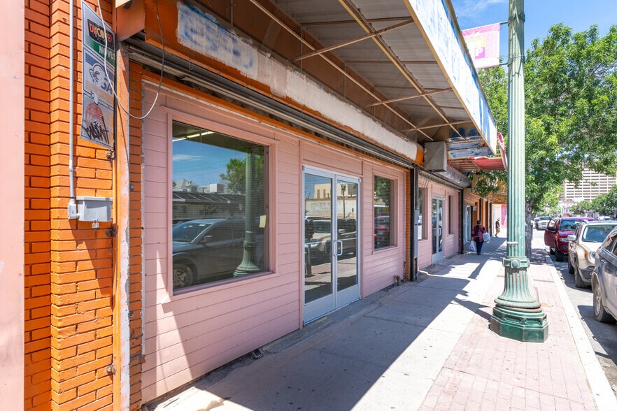 More Photos Of 605-607 S 605 & 607 S Stanton St, El Paso Storefront For Sale
