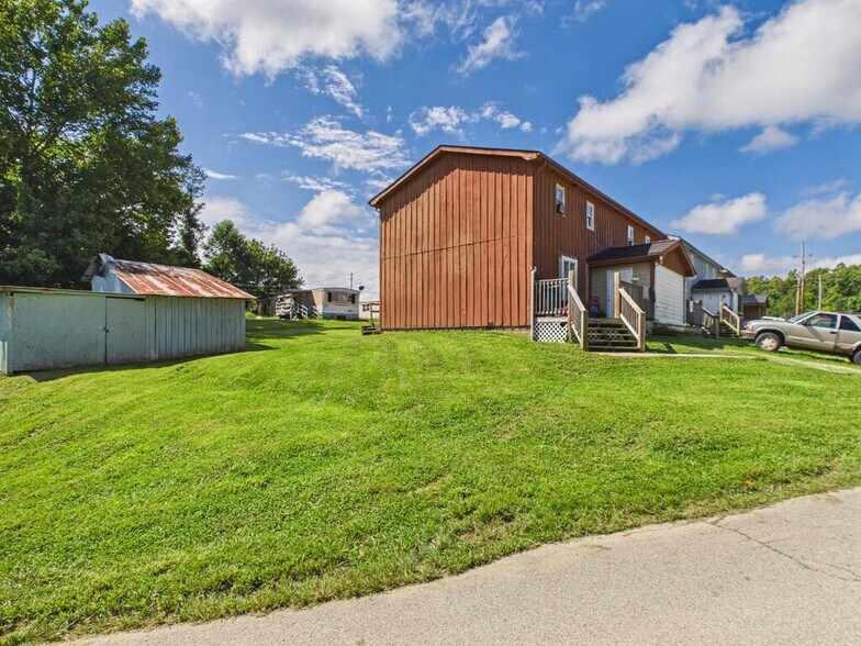 More Photos Of 225 3rd St, Louisa Apartments For Sale