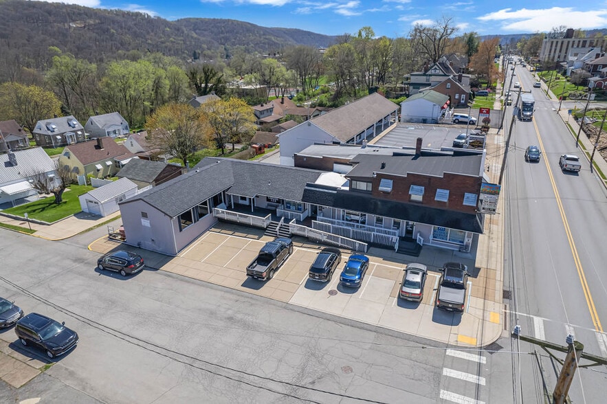 More Photos Of 3420 4th Ave, Beaver Falls Storefront Retail Office For Sale