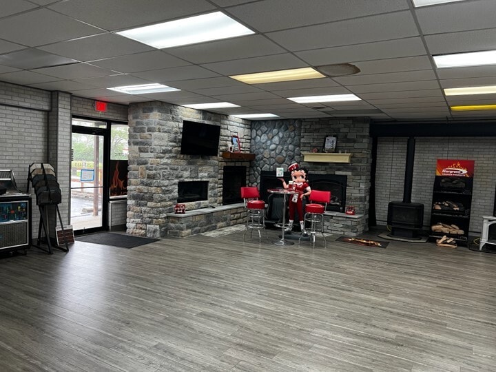 More Photos Of 1721 Woodman Dr, Dayton Freestanding For Sale