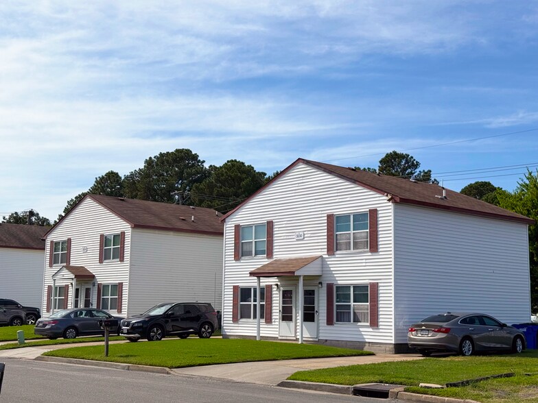 Primary Photo Of 3000 Cape Henry Ave, Norfolk Multifamily For Sale