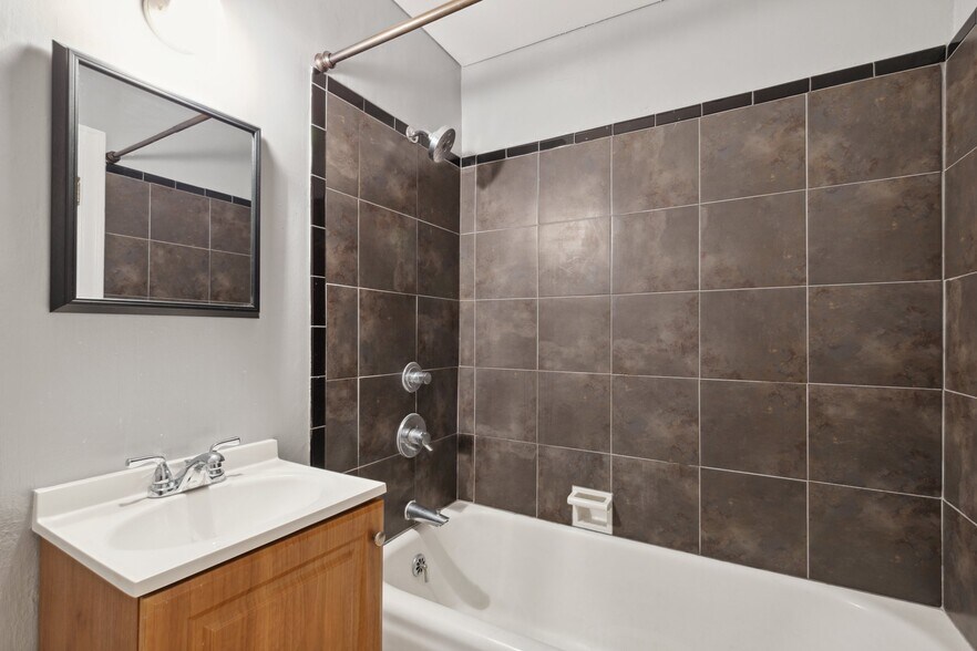 More Photos Of 945 N El Dorado St, Stockton Apartments For Sale