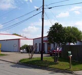 More Photos Of 1103 Center St, Pasadena Warehouse For Sale