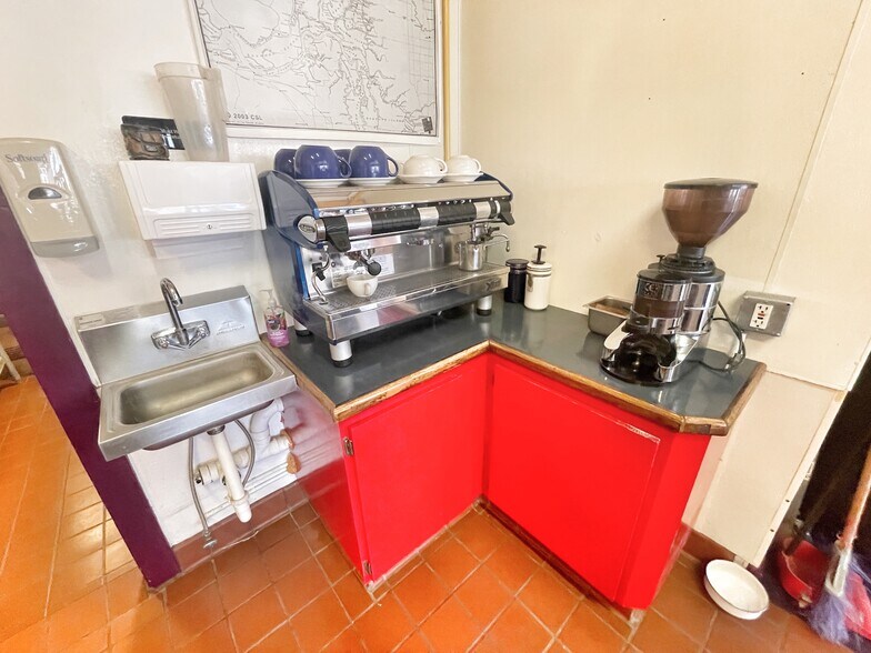 More Photos Of 7-9 Main St, Isleton Storefront Retail Residential For Sale