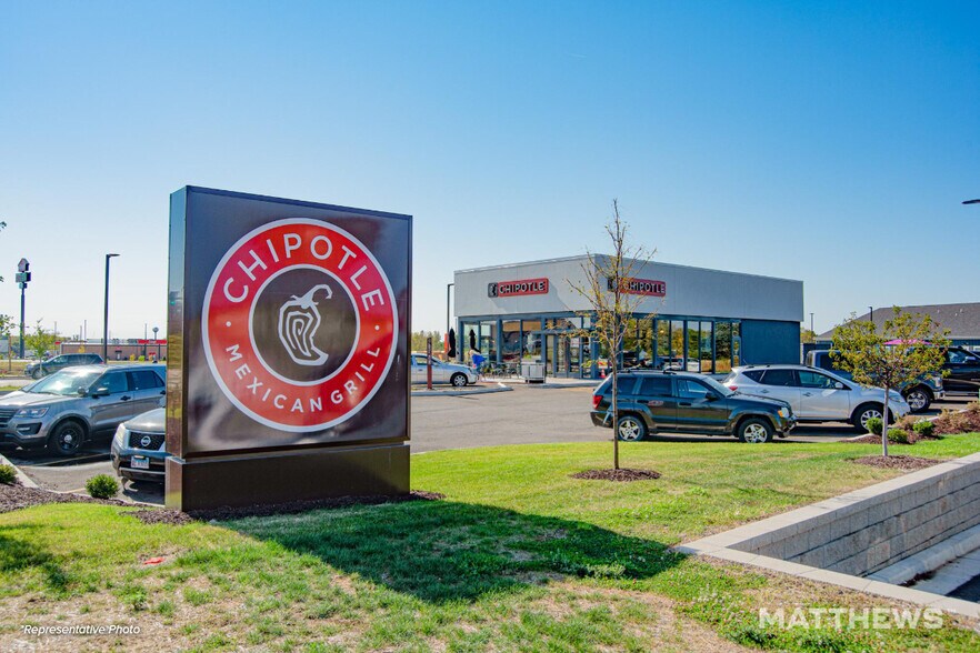 More Photos Of 3344 23rd St, Columbus General Retail For Sale