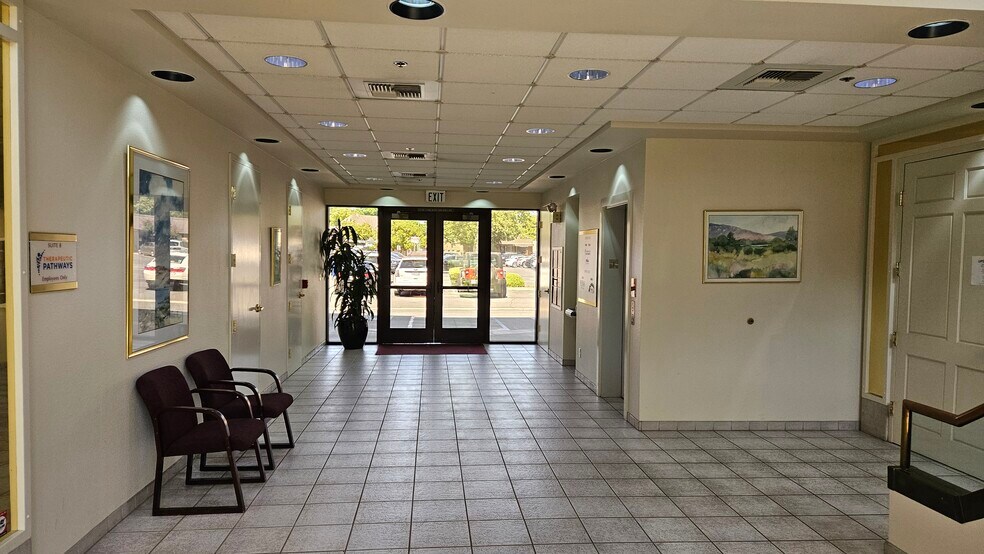 More Photos Of 1100 14th St, Modesto Office For Lease