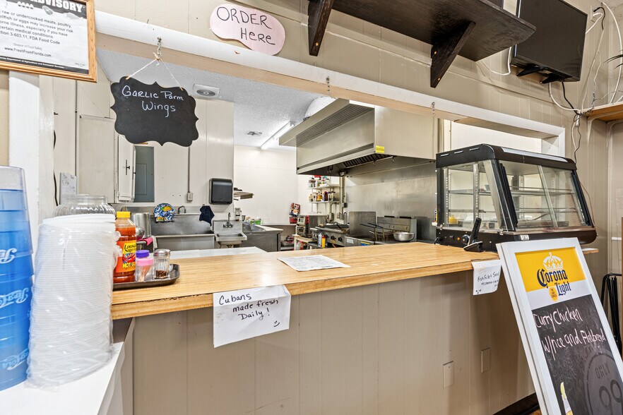 More Photos Of 1110 Buckhead Ridge, Okeechobee General Retail For Sale