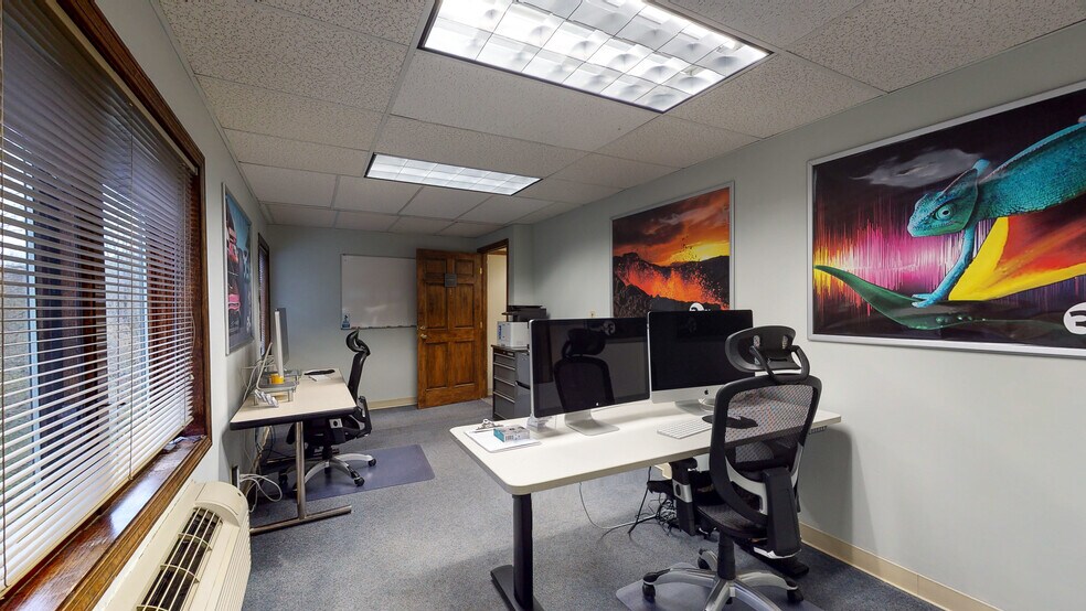 More Photos Of 6 Way Rd, Middlefield Office For Lease