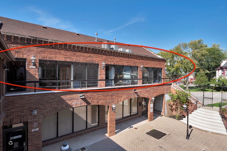 More Photos Of 1000 S Hamilton St, Lockport Loft Creative Space For Sale