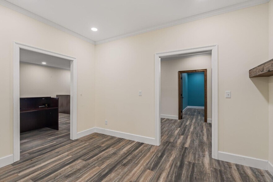 More Photos Of 2767 MS-15, Bay Springs Office For Sale