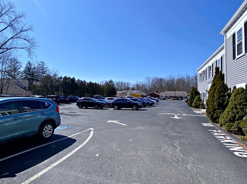 More Photos Of 394 Lowell St, Lexington Office For Lease