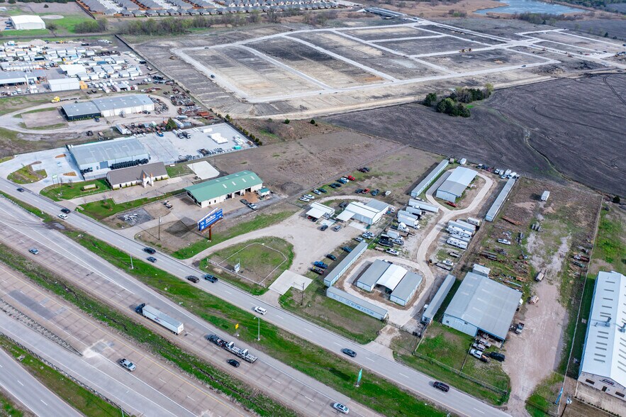 More Photos Of 4646 E Interstate 30, Rockwall Light Distribution For Sale