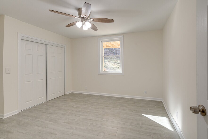 More Photos Of 501 Cedarmont Dr, Antioch Apartments For Sale