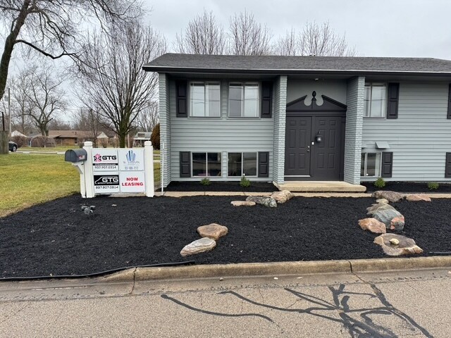 More Photos Of 2151 Miamisburg-Centerville Rd, Dayton Loft Creative Space For Sale