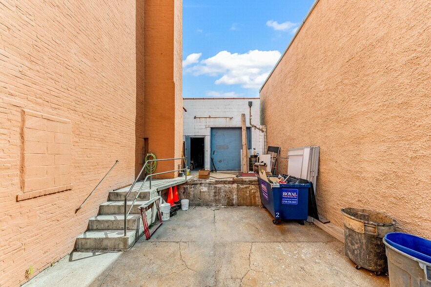 More Photos Of 57-09 59th st, Queens Apartments For Lease