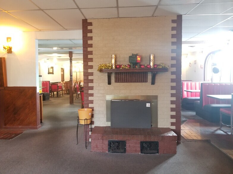 More Photos Of 1105 26th Ave, Greeley Restaurant For Sale
