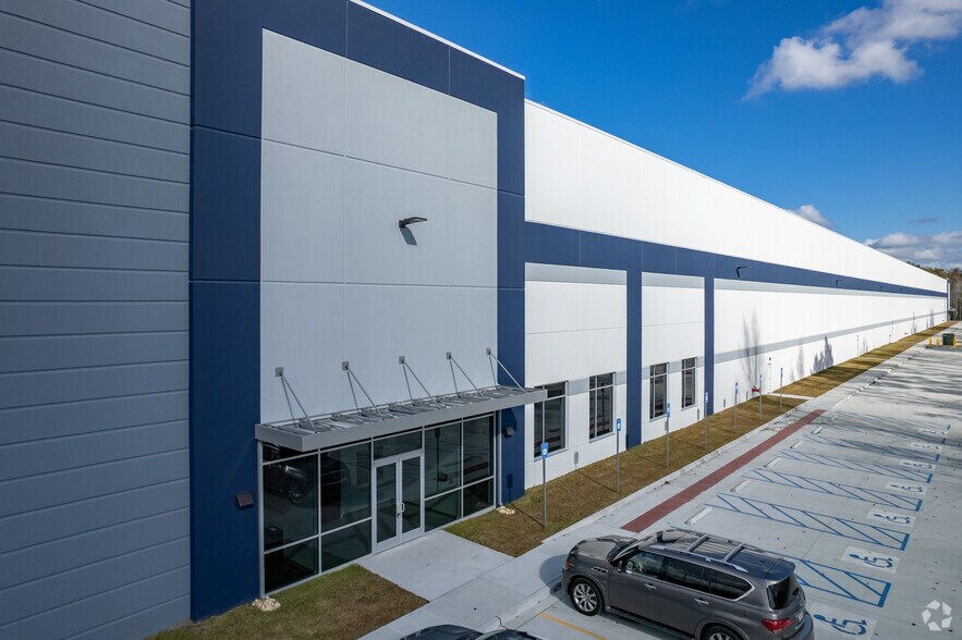 More Photos Of 54 National Dr, Port Wentworth Unknown For Lease