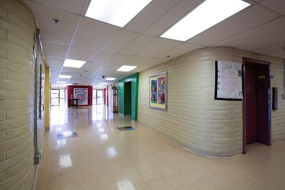 More Photos Of 5050 N 19th Ave, Phoenix Schools For Lease