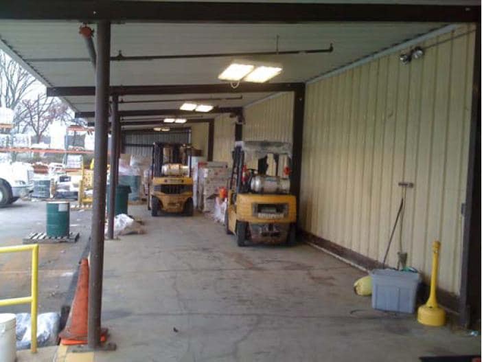 More Photos Of 1030 Thousand Oaks Blvd, Greenville Warehouse For Lease