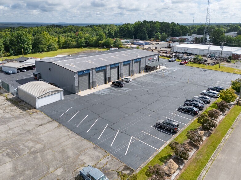 More Photos Of 7773 Strickland St, Douglasville Industrial For Lease