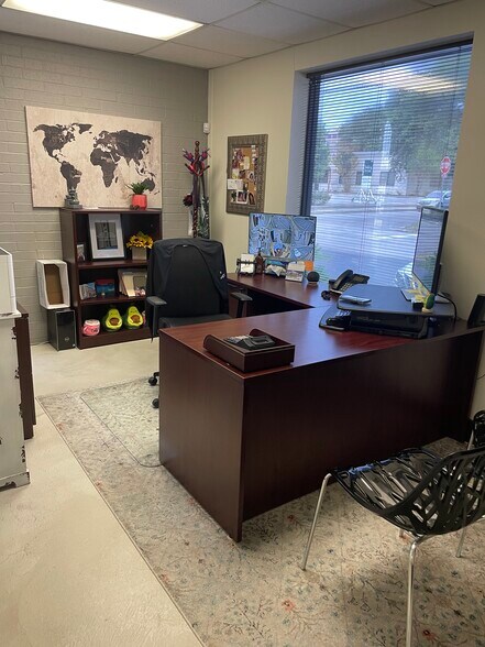 More Photos Of 8603 N New Braunfels Ave, San Antonio Medical For Sale