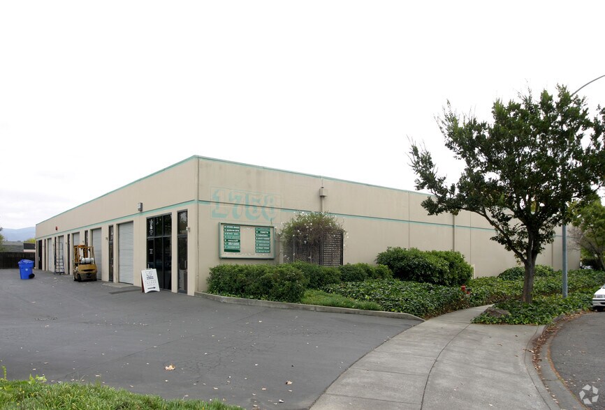 More Photos Of 1758 Industrial Way, Napa Warehouse For Lease