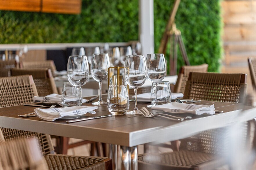 More Photos Of 212 Water St, Block Island Storefront For Sale