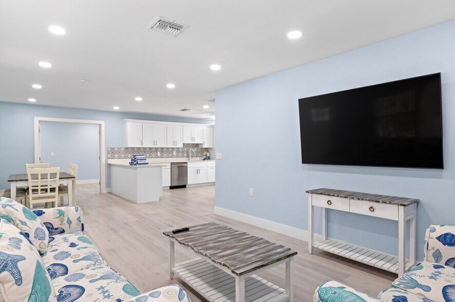 More Photos Of , Sanibel Hospitality For Sale