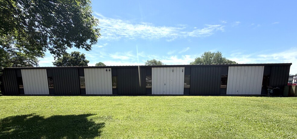 More Photos Of 245 37th Ave N, Saint Cloud Office For Sale