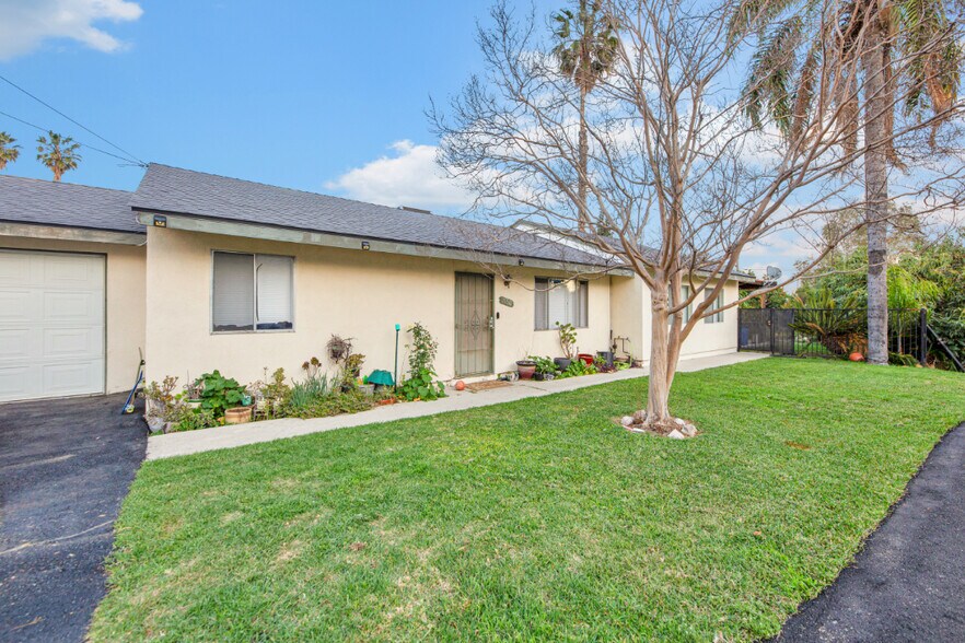 More Photos Of 17520 Kingsbury St, Granada Hills Apartments For Sale