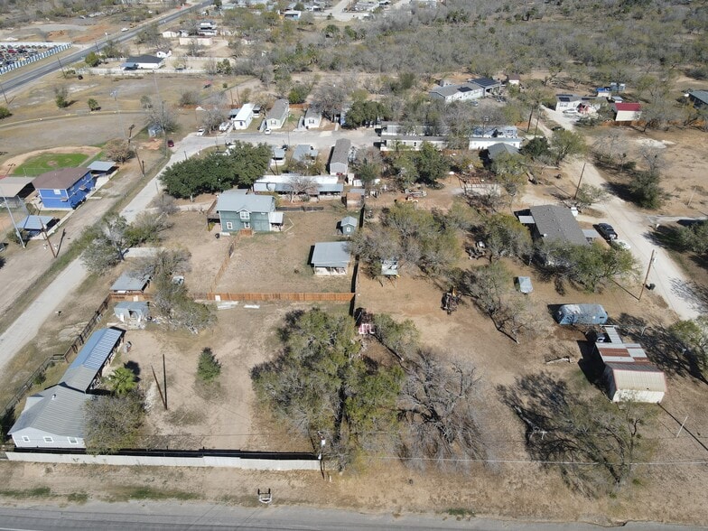 More Photos Of 110 3rd St, Natalia Manufactured Housing Mobile Home Park For Sale