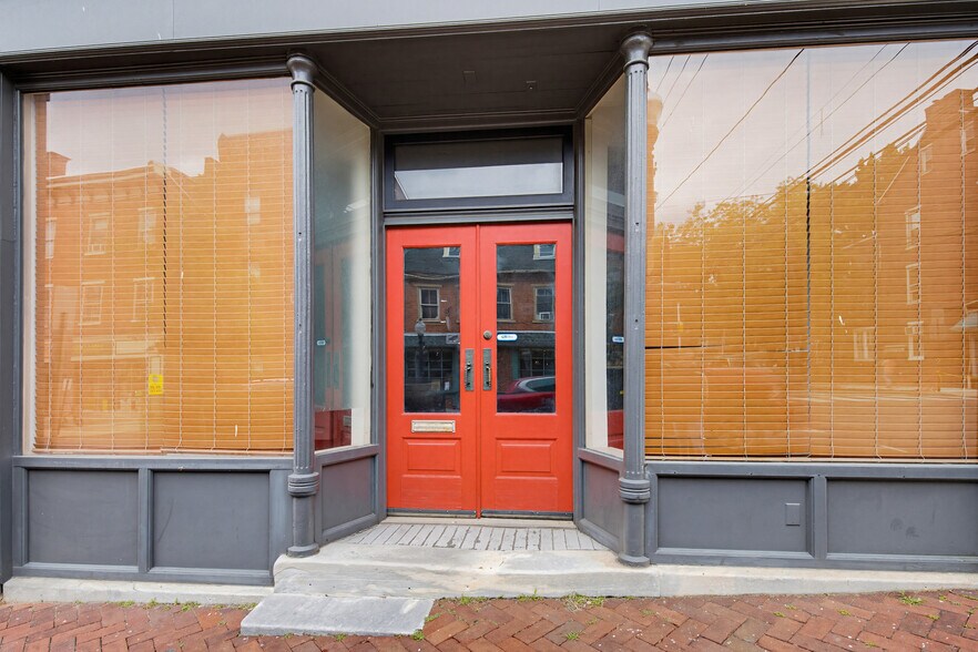 More Photos Of 171 E King St, Lancaster Loft Creative Space For Sale