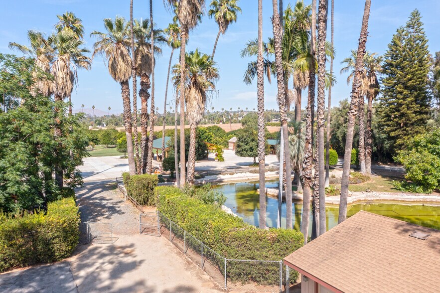 More Photos Of 2083 Grace St, Riverside Multifamily For Sale