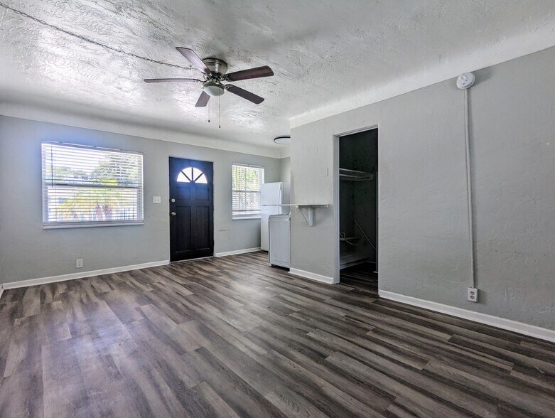 More Photos Of 779 9th Ave N, Saint Petersburg Apartments For Sale