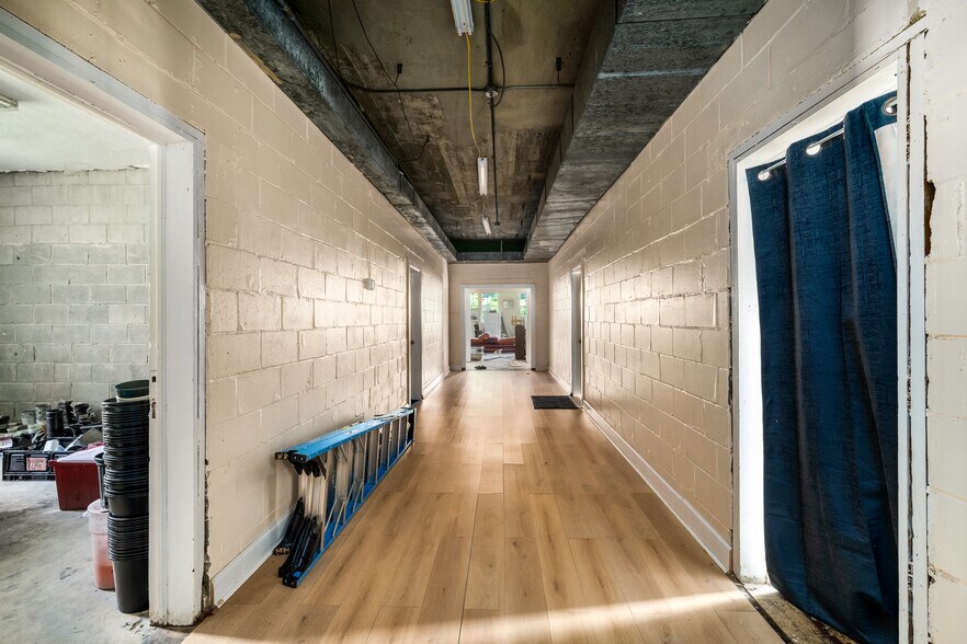 More Photos Of 1776 Sylvan Rd SW, Atlanta Religious Facility For Sale