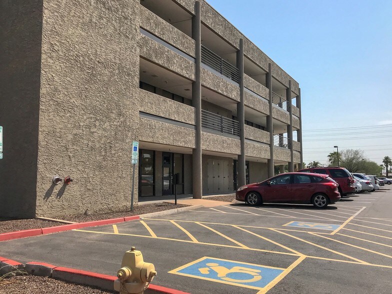 More Photos Of 3200 N Hayden Rd, Scottsdale Office For Lease