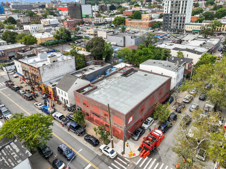 Primary Photo Of 555 Liberty Ave, Brooklyn Warehouse For Sale