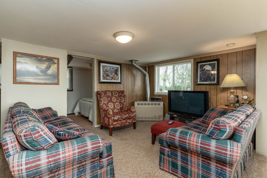 More Photos Of 229 E Lake Emily Rd, Crystal Falls Trailer Camper Park For Sale