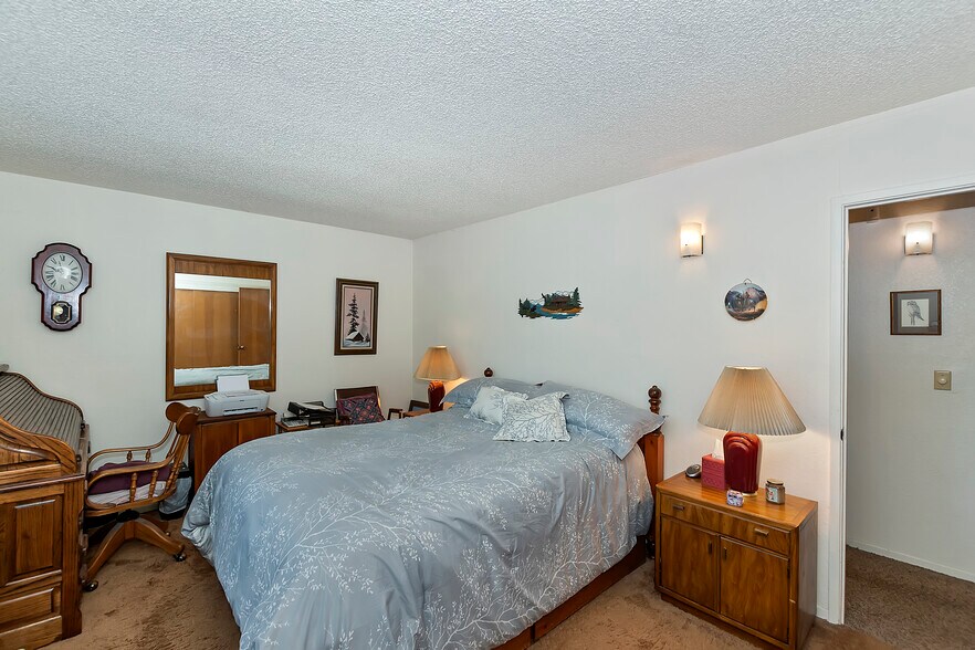 More Photos Of 432 Big Bear Blvd, Big Bear City Apartments For Sale