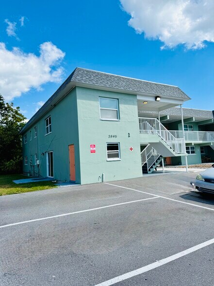 More Photos Of 2035 Alpine Rd, Clearwater Apartments For Sale