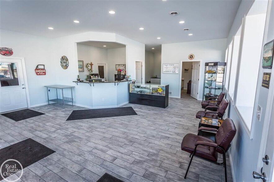 More Photos Of 3519 Military St, Port Huron Industrial For Sale