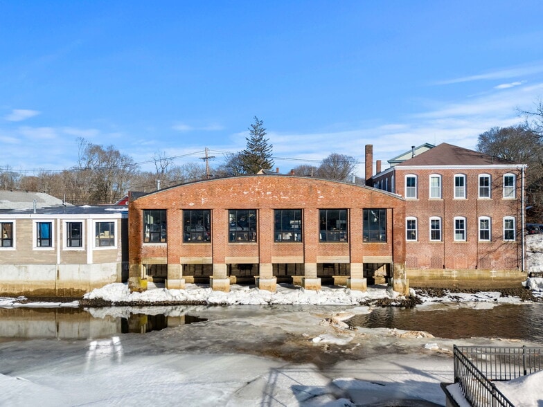 More Photos Of 47 S Main St, Ipswich Storefront Retail Residential For Sale