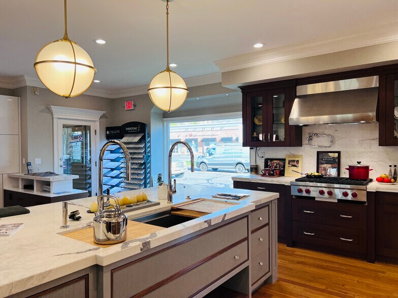 More Photos Of 406 E Putnam Ave, Cos Cob Office For Sale