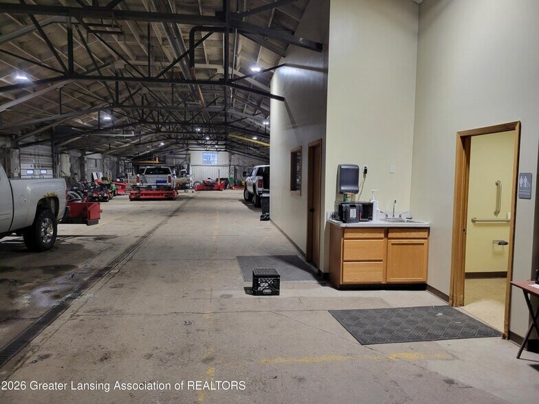 More Photos Of 108 W Higham St, Saint Johns Medical For Sale