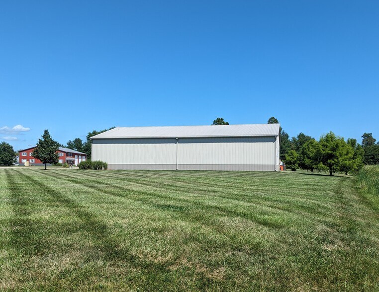 More Photos Of 654 Castle Dr, Charleston Distribution For Sale