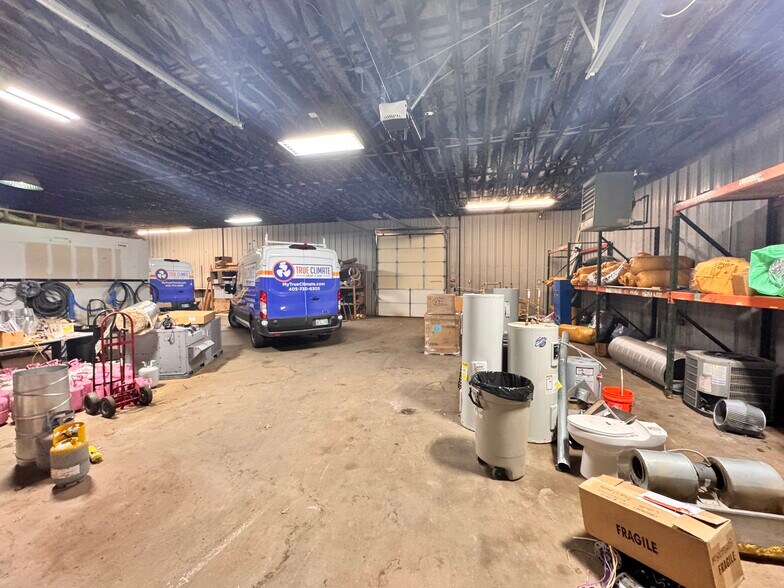 More Photos Of 3504 S Meridian Ave, Oklahoma City Warehouse For Lease