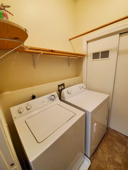 More Photos Of 448 Sebastopol Ave, Santa Rosa Office Residential For Sale