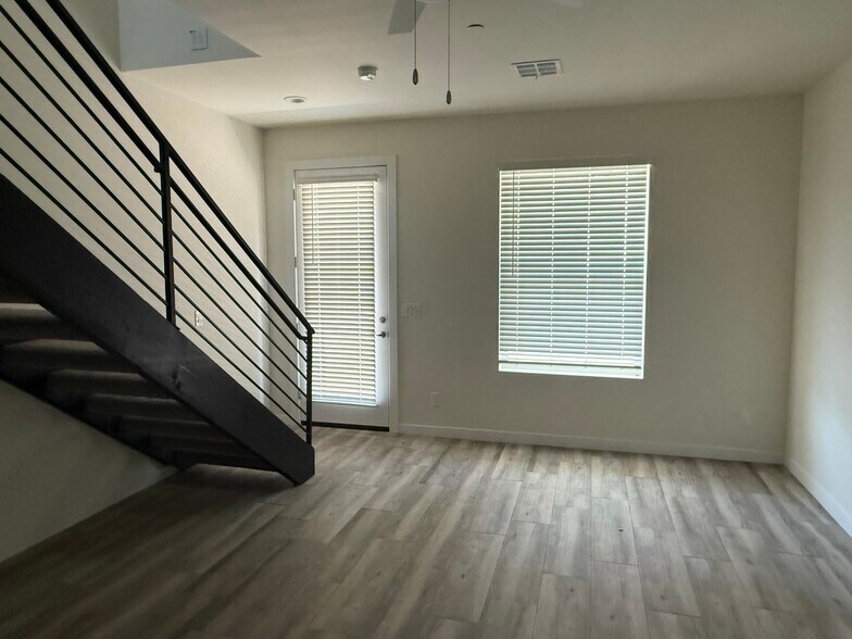 More Photos Of 1106 Campbell Ave, Phoenix Multifamily For Sale