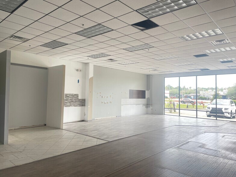 More Photos Of 1760 Tree Blvd, Saint Augustine Freestanding For Lease
