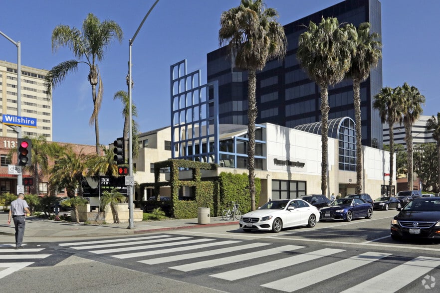 More Photos Of 201 Wilshire Blvd, Santa Monica Loft Creative Space For Lease